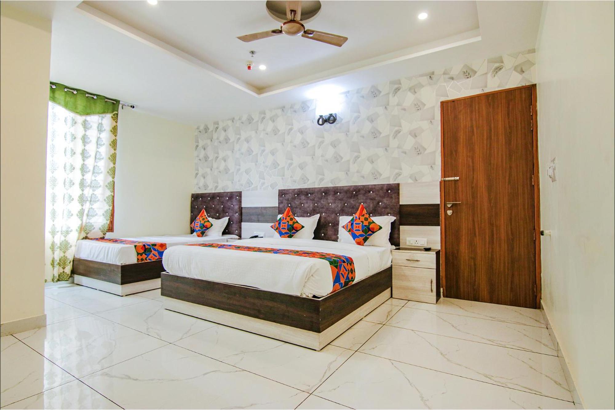 Fabhotel Meridian Inn Mohali Luaran gambar